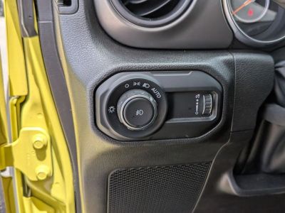 2023 Jeep Wrangler — photo 14 view