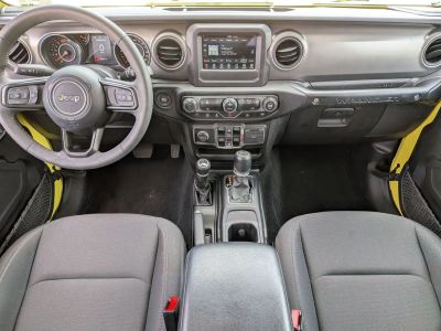 2023 Jeep Wrangler — photo 21 view