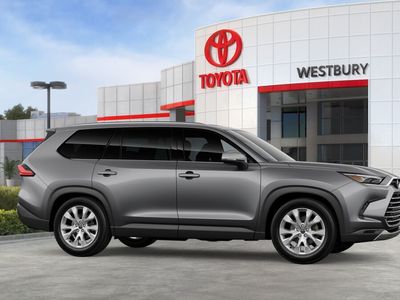 2026 Toyota Grand Highlander Hybrid — photo 13 view