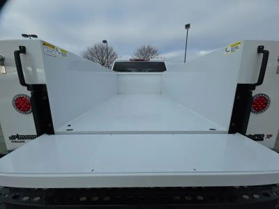 2026 Chevrolet Silverado 3500HD — photo 17 view