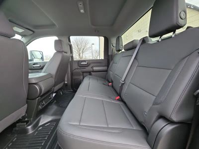 2026 Chevrolet Silverado 3500HD — photo 18 view
