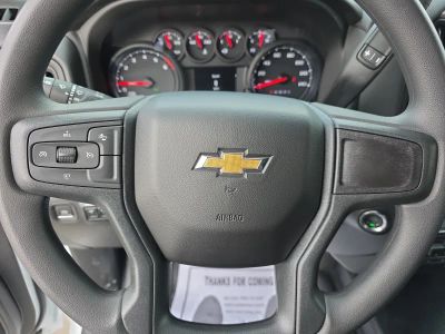 2026 Chevrolet Silverado 3500HD — photo 19 view
