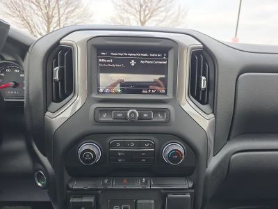2026 Chevrolet Silverado 3500HD — photo 11 view