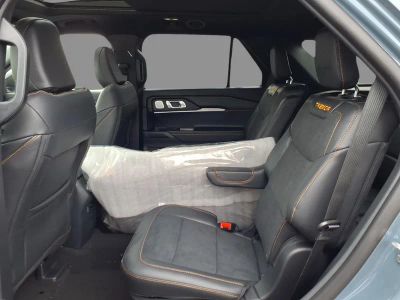 2026 Ford Explorer — detail view