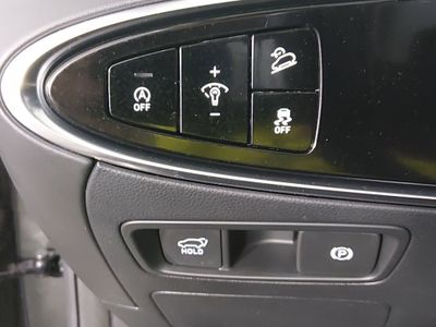 2025 Genesis GV70 - Photo 13