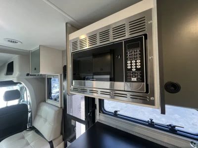 2025 Winnebago EKKO - Photo 7