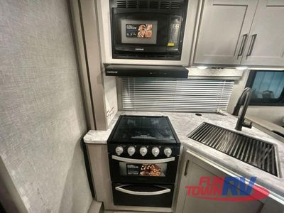 2026 Thor Motor Coach Four Winds - Photo 14
