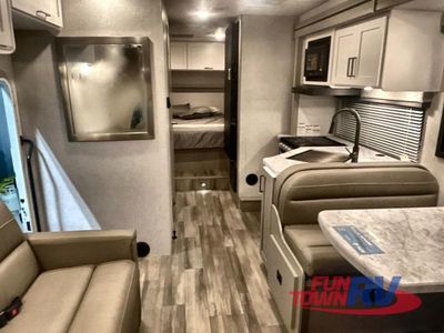 2026 Thor Motor Coach Four Winds - Photo 11