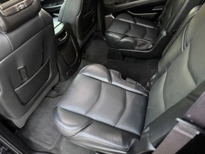2015 Cadillac Escalade — photo 22 view