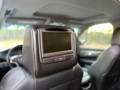2015 Cadillac Escalade — photo 23 view
