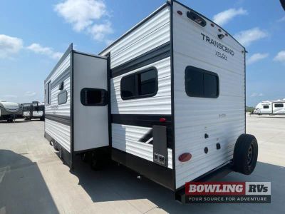2025 Imagine XLS 17MKE — rear three-quarter view