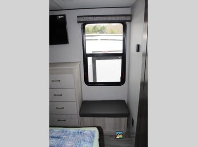 2021 Alliance RV Paradigm - Photo 32