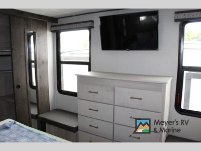 2021 Alliance RV Paradigm - Photo 29