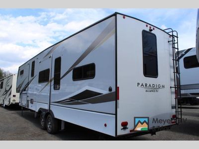 2021 Alliance RV Paradigm - Photo 4