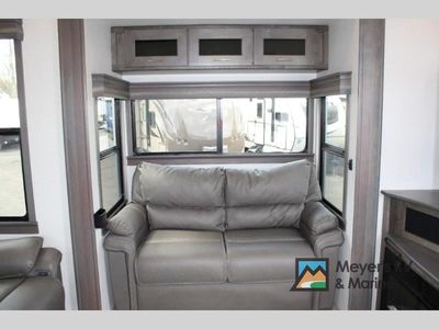 2021 Alliance RV Paradigm - Photo 20
