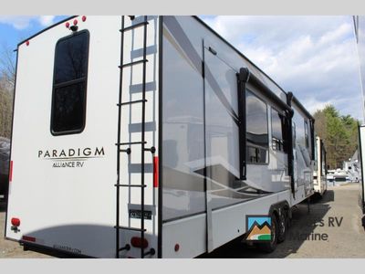 2021 Alliance RV Paradigm - Photo 5