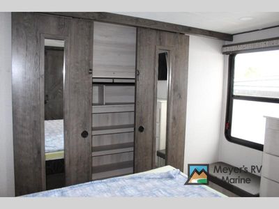 2021 Alliance RV Paradigm - Photo 27
