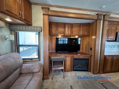 2016 DRV Luxury Suites Mobile Suites - Photo 13