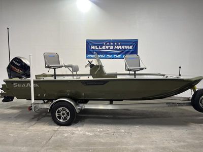 2025 SeaArk Shadow 19 V Center Console - Photo 5