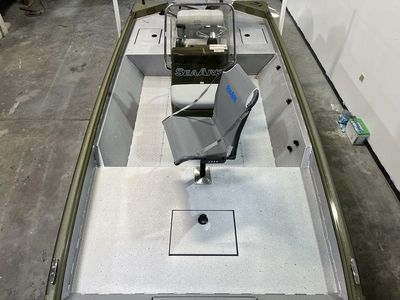 2025 SeaArk Shadow 19 V Center Console - Photo 12