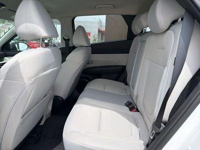 2026 Hyundai Tucson Hybrid - Photo 13