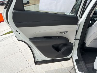 2026 Hyundai Tucson Hybrid - Photo 17