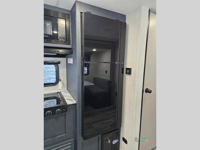 2026 Coachmen RV Apex X Series — photo 22 view