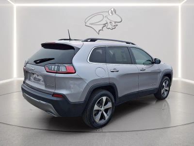 2022 Jeep Cherokee — detail view