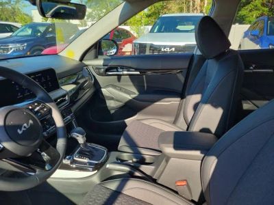2026 Kia Seltos — photo 8 view
