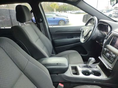 2020 Jeep Grand Cherokee - Photo 4