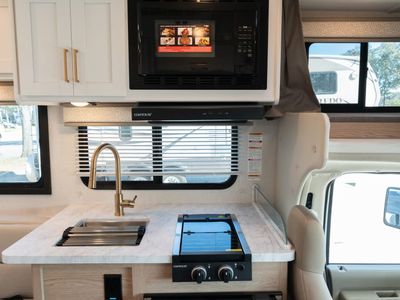 2026 Thor Motor Coach CHATEAU - Photo 9