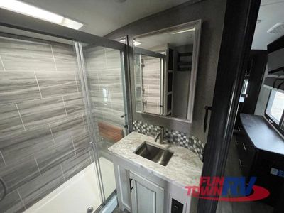 2021 Jayco North Point - Photo 23
