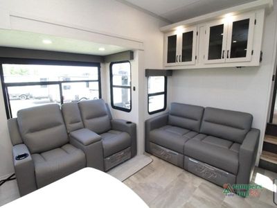 2026 Coachmen RV Chaparral - Photo 19