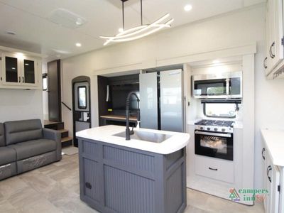 2026 Coachmen RV Chaparral - Photo 8