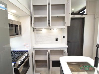 2026 Coachmen RV Chaparral - Photo 17