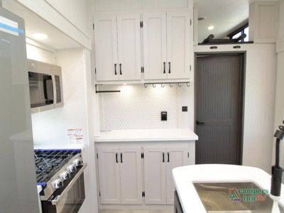 2026 Coachmen RV Chaparral - Photo 16