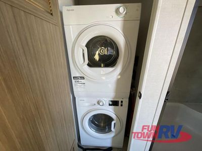 2025 Forest River RV Salem Grand Villa - Photo 38
