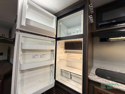 2017 Keystone RV Bullet Crossfire — photo 10 view