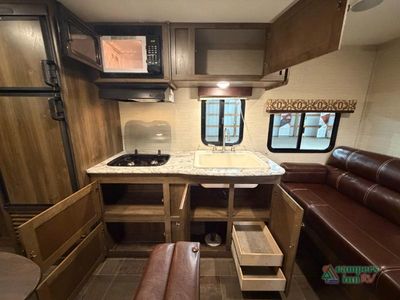 2017 Keystone RV Bullet Crossfire — photo 12 view