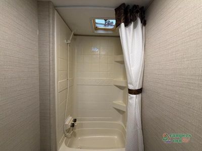 2017 Keystone RV Bullet Crossfire — photo 27 view