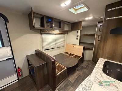 2017 Keystone RV Bullet Crossfire — photo 16 view