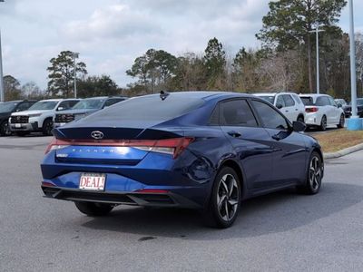 2023 Hyundai Elantra - Photo 3