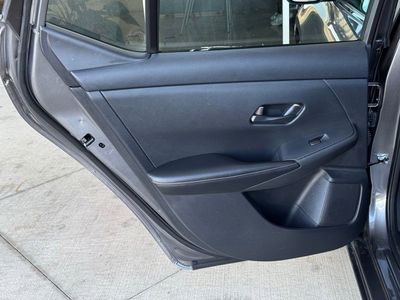 2024 Nissan Sentra SV — photo 18 view