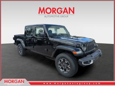 2026 Jeep Gladiator Texas Trail in Black — front three-quarter view