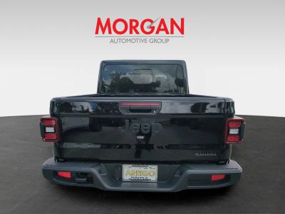 2026 Jeep Gladiator — engine compartment view