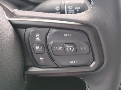 2026 Jeep Gladiator — photo 27 view