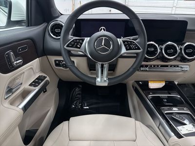 2026 Mercedes-Benz GLB — photo 20 view