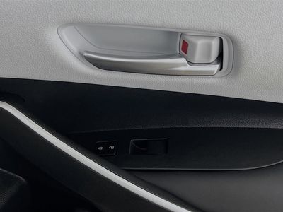 2025 Toyota Corolla - Photo 29