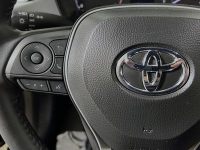 2025 Toyota Corolla - Photo 16