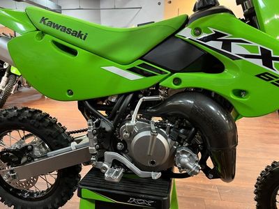 2025 Kawasaki KX65 - Photo 12